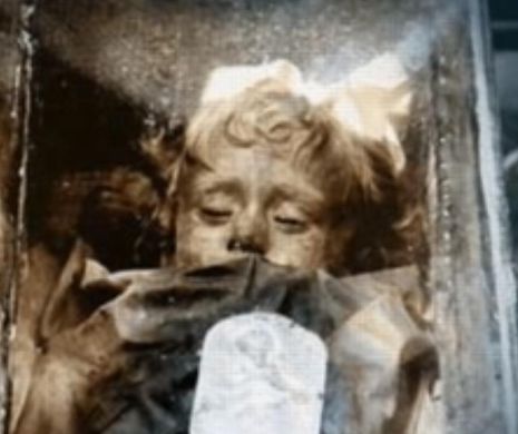 Cum este posibil? O mumie a DESCHIS OCHII şi totul a fost FILMAT! Lumea e ÎNGROZITĂ! | VIDEO