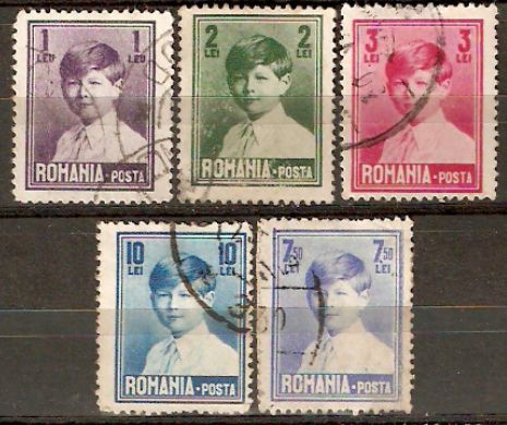 O nouă emisiune de mărci poştale a Romfilatelia – „Regalitatea în România”