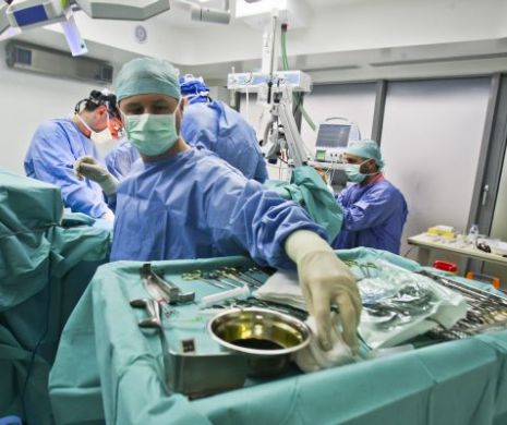 Premieră! A fost realizat primul implant de ”inimă artificială” din România