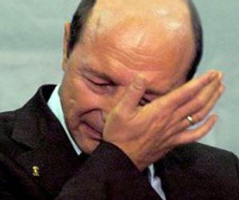 Primele filmari de papaprazzii cu Basescu de cand a iesit la pensie
