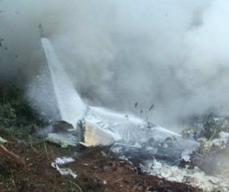 TRAGEDIE AVIATICĂ în Kazahstan. Un avion cu șapte pesoane la bord s-a PRĂBUȘIT. Singura persoană care a supraviețuit se zbate între viață și moarte