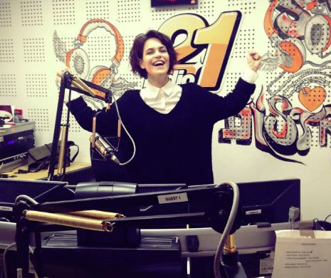 Mișcare surprinzătoare pe piața radio: Andreea Remetan s-a mutat la Radio 21