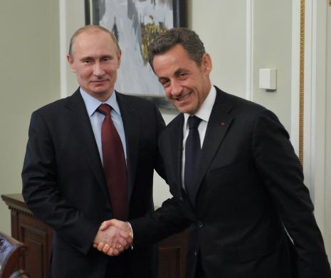 Nicolas Sarkozy PUPĂ poala lui Putin și DEFILEAZĂ spre Elysée