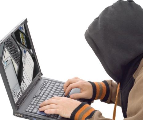 Un hacker ROMÂN a fost extrădat în SUA din Letonia