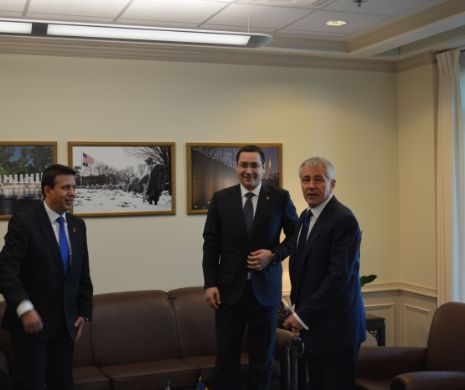 Victor Ponta s-a întâlnit Chuck Hagel la Pentagon. Ce au discutat cei doi