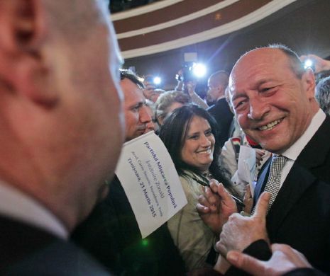 AVERTISMENTUL lui Băsescu pentru toți politicienii: SĂ TREMURE de frica procurorilor!