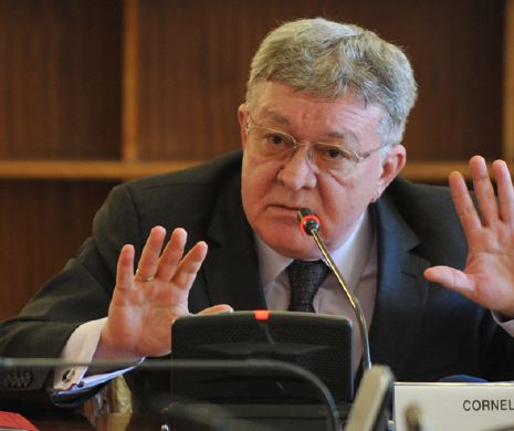 Corneliu  Dobriţoiu şi-a anunţat colegii din Comisia de apărare că a demisionat din funcţia de preşedinte