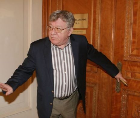 Corneliu Dobriţoiu, suspendat din PNL după ce a fost condamnat în primă instanţă
