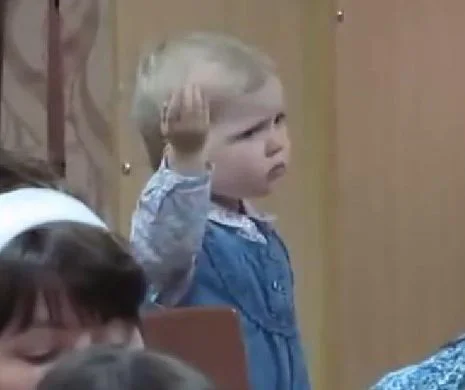 Dirijor la 3 ani. Un VIDEO VIRAL a amuzat până la lacrimi MILIOANE de oameni