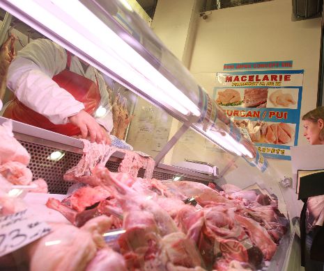 Evaziunea a înghițit jumătate din carnea și mezelurile de pe piață