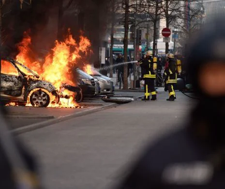FRANKFURT. Zeci de răniți și 350 de arestați, după PROTESTELE față de BCE