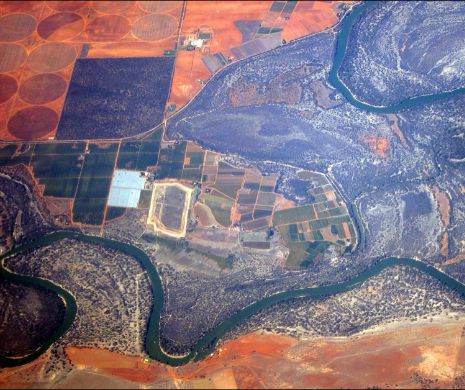 Imagini spectaculoase din Australia, dintr-o zonă în care nu a mai plouat de trei ani