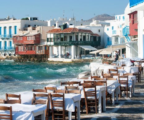 Mergi la vară în Grecia? Guvernul grec te-ar putea angaja „inspector”pentru a depista cazuri de evaziune fiscală