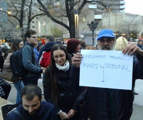 Protest duminică, în Piaţa Universităţii din Capitală, împotriva imunităţii parlamentare
