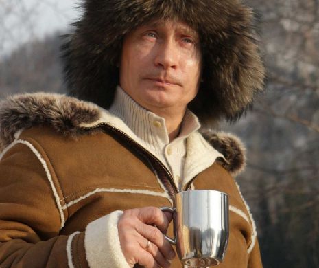 Putin pune CIZMA pe Polul Nord. O formidabilă ARMATĂ ocupă Actica
