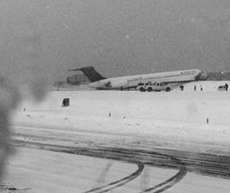 Un avion a ieșit de pe pistă pe Aeroportul LaGuardia