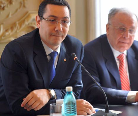 Victor Ponta i-a urat "La mulţi ani!" lui Ion Iliescu