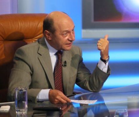 Dispută între fostul președinte și fostul purtător de cuvânt al Guvernului. Băsescu: Dosarul meu a fost politic. Palada: Până acum justiția era bună, acum de când Udrea are dosar, e nemernică