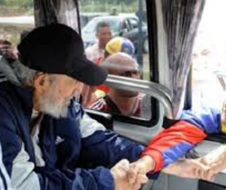 Fidel Castro: Prima apariţie din afara casei sale | VIDEO