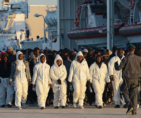 Război religios pe Mediterană! 12 creștini au fost aruncați de musulmani peste bordul unui vas