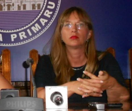 REFERAT DNA: Cristina Calangiu, fost viceprimar al Craiovei, nu a contestat  interceptările. „Trăiască şefa! Ce mai îmi spuneţi şi mie?”