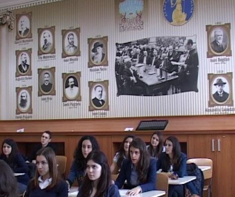Șapte elevi de la Colegiul "Șaguna" din Brașov, premianți la NASA