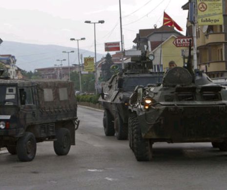 Balcanii amenință din nou să SARĂ în AER. Ciocniri cu MORȚI la frontiera dintre Macedonia și Kosovo