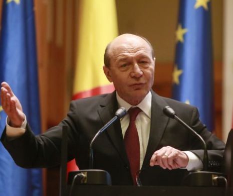 Băsescu îl critică pe Ponta: „Chiar speri să desfifi inţezi DNA-ul?”