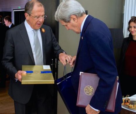 Ce CADOU ULUITOR i-a făcut Serghei Lavrov secretarului de stat american John Kerry | FOTO