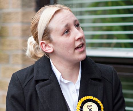 Cel mai tânăr parlamentar britanic din ultimii 350 de ani este o fată de 20 de ani