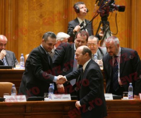 Foști consilieri povestesc cum era ca șef Traian Băsescu