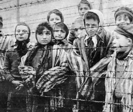 IMAGINI ŞOCANTE din lagărele de concentrare. Cum arăta chipul ÎNGROZIT al vieţilor care „NU merită trăite” | GALERIE FOTO