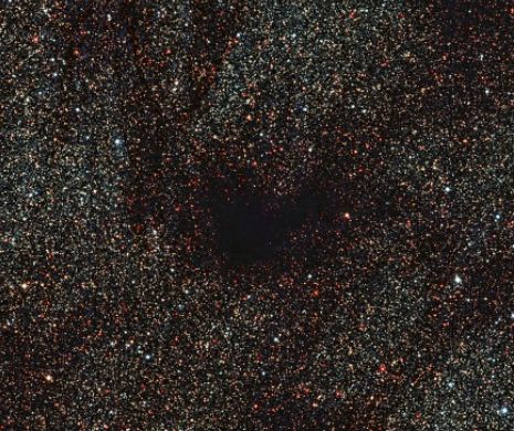 Misterioasele pete întunecate din constelația Ofiucus, cea de-a 13-a zodie