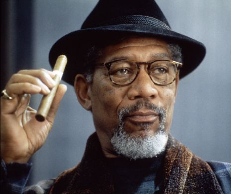 Morgan Freeman despre marijuana "o mănânc, o beau, o fumez, o inhalez"