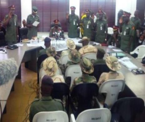 Nigeria: 473 de ofiţeri şi soldaţi judecaţi pentru indisciplină