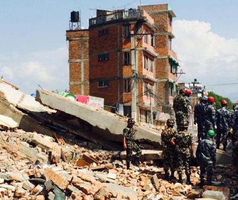NOU cutremur cu magnitudinea de 7,1 în NEPAL