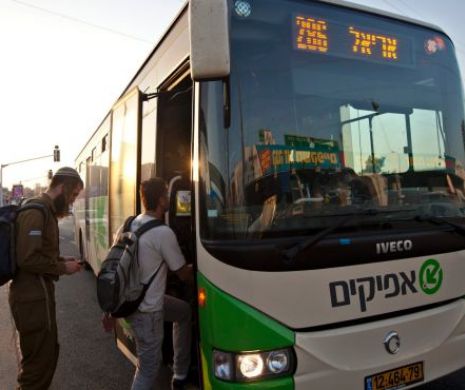 Palestinienii din Cisiordania nu vor mai putea circula cu aceleaşi autobuze ca şi israelienii