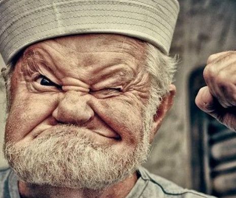 Popeye în viaţa reală. De la strâmbături hilare, la muşti de proporţii impresionante | GALERIE FOTO
