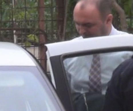 Președintele Consiliului Județean Iași, Cristian Adomniței, a fost dus la Tribunalul Iași. Judecătorii decid dacă va sta în afrest 30 de zile