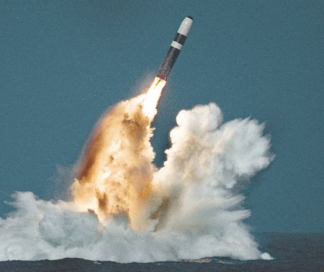 Submarine echipate cu rachete balistice în Coreea de Nord