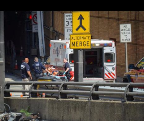 ACCIDENT TERIBIL la New York. Două AUTOBUZE s-au ciocnit în Tunelul Lincoln: 31 de răniți | VIDEO