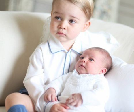 Comorile ducilor de Cambridge. Prințul George și Prințesa Charlotte, fotografiați pentru prima dată împreună GALERIE FOTO
