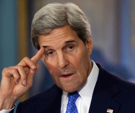 John Kerry va sta în CONVALESCENȚĂ câteva săptămâni din cauza FRACTURII la picior
