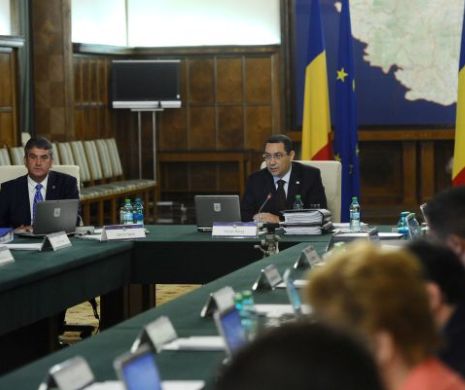 Ponta a promis cel mai curat guvern. Procurorii îl contrazic: 13 miniștri și premierul acuzați de infracțiuni