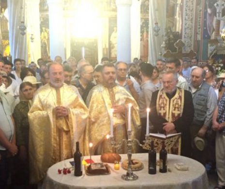 Preoţii de la Biserica Sfântul Gheorghe Nou din Capitală i-au ţinut slujbă de pomenire lui Mihai Eminescu