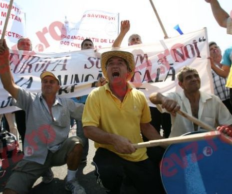 Președintele Iohannis atacă pușculița sindicatelor