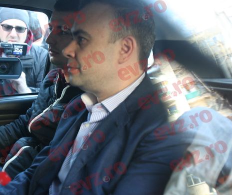 Vâlcov, un nou DOSAR PENAL. Fostul ministrul de Finanţe, suspectat de TRAFIC DE INFLUENŢĂ