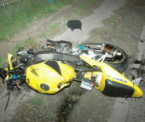 Accident GRAV de motocicletă. Doi tineri au murit