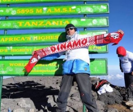 Dinamo, alături de Ludovic Vieru. Fanul care a purtat însemnele clubului pe muntele Kilimanjaro este grav bolnav