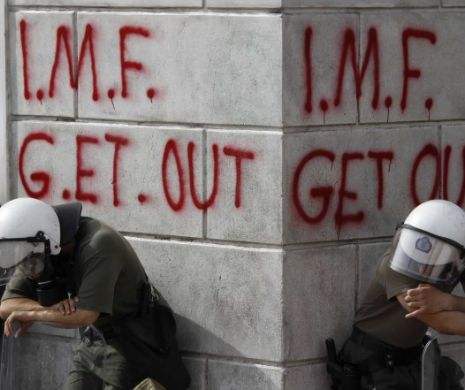 FMI atacă planul de salvare a Greciei